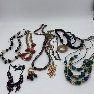 Necklaces Pendants Chains Assortment of Colors Costume Jewelry LOT of Eight